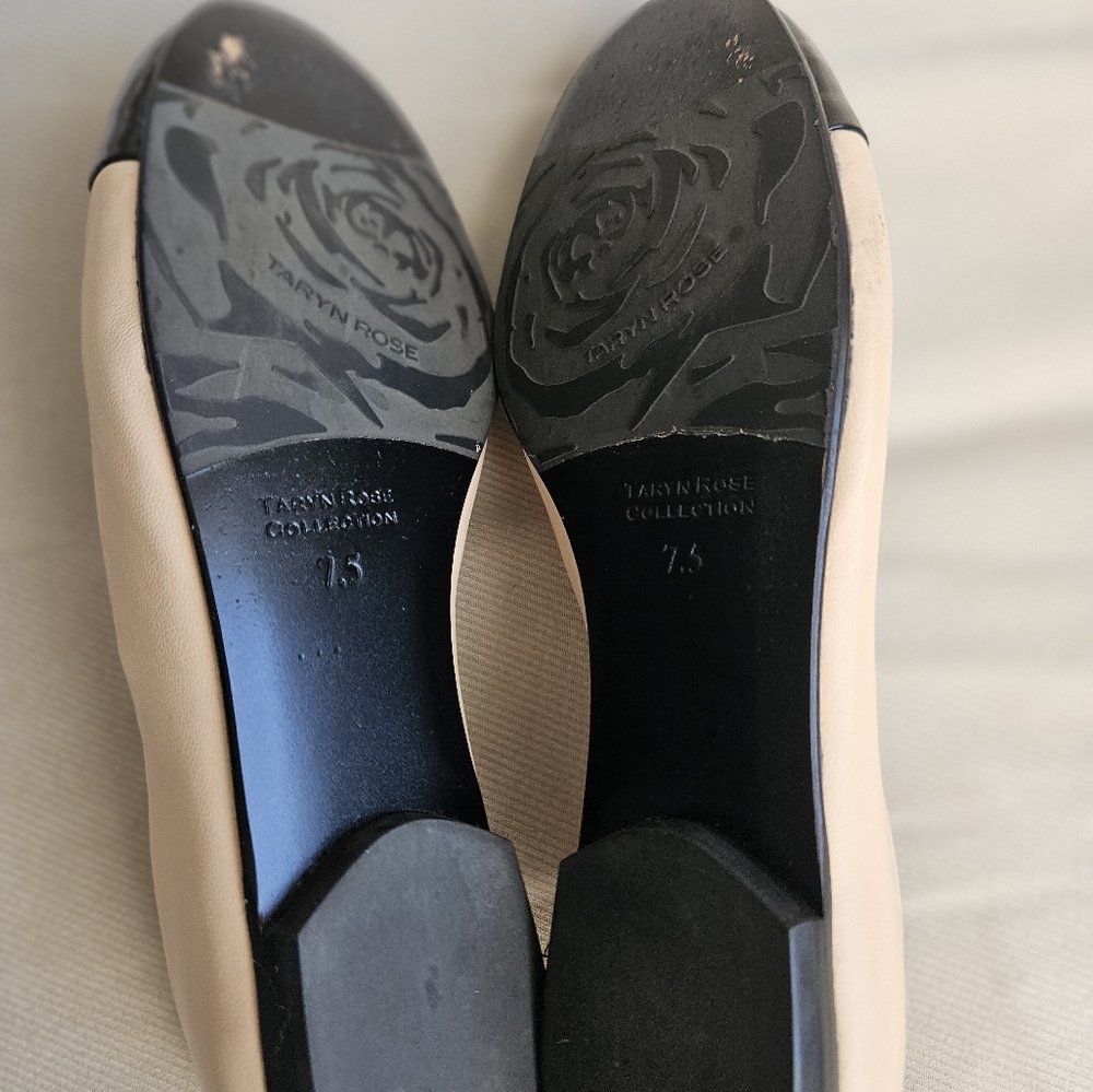 Taryn Rose Women's Rosa in Beige and Black Leather Combo Ballet Flat 7.5C - Picture 3 of 6